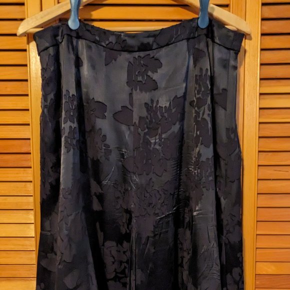 Jupe - Picture 2 of 4